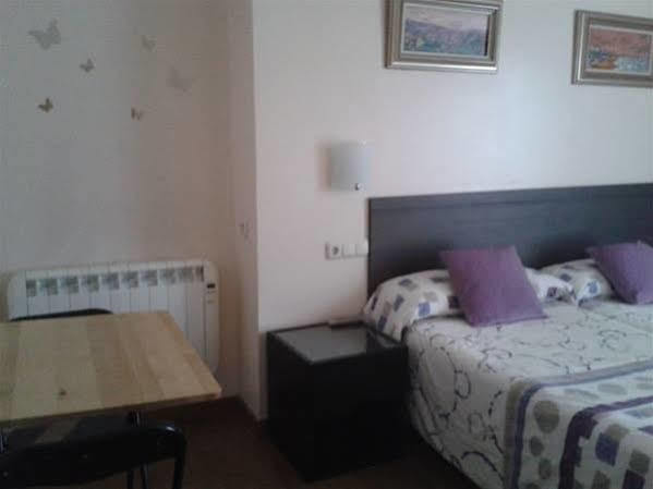 Pension Atxiki San Sebastian Buitenkant foto