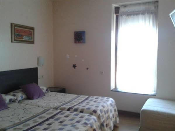 Pension Atxiki San Sebastian Buitenkant foto